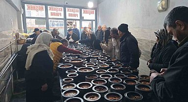 İftar sofralarının vaz geçilmez lezzeti: 8 saatte pişiyor, davul sesini duyan fırınlara koşuyor