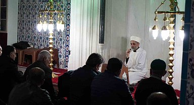 Iğdır'da ilk teravih namazı kılındı