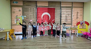 İkinci dönem "Bayrak Sevgisi" temasıyla başladı