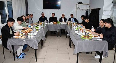 İl Milli Eğitim Müdürü Aydın, öğrencilerle iftar yaptı