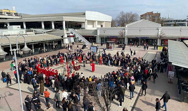 İnegöl AVM'de geleneksel Ramazan buluşmaları