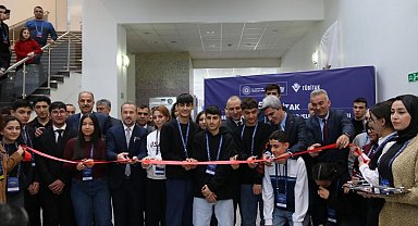 İnönü Üniversitesi kapılarını genç buluşçulara açtı