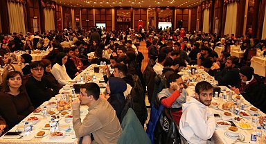 İnönü Üniversitesi öğrencileri kampüs iftarında buluştu