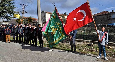 Isparta'da asırlık sancak kaldırma ve asker uğurlama geleneği