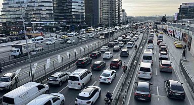 İstanbul'da iftar öncesi trafik yoğunluğu yüzde 81'e çıktı