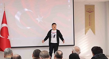 İstiklal Marşı'nı en güzel okumak için yarıştılar