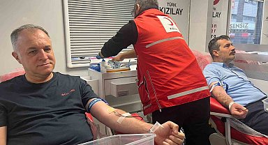 İzmir'de imam hatiplilerden kan bağışı seferberliği