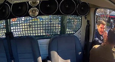 İzmir'de sürücüye darp olayıyla ilgili polislere idari işlem