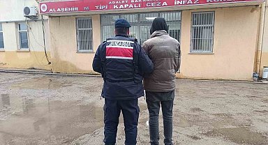 Jandarma uyuşturucu tacirlerine göz açtırmıyor