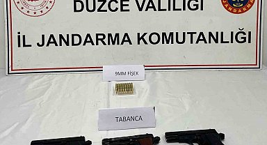 Jandarmadan ruhsatsız silah operasyonu