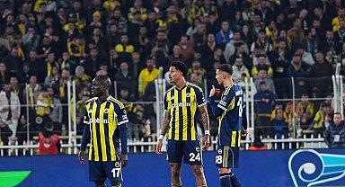 Jayden Oosterwolde ve Fred, cezalı duruma düştü