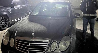 Kaçakçılık polisi, 11 kaçak lüks otomobile el koydu