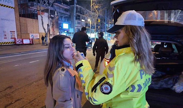 Kadıköy'de trafik magandalarına ceza yağdı