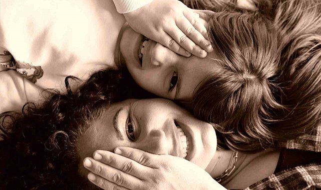 Kadın fotoğrafçılardan 'Adı Mutluluk' sergisi