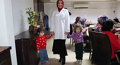 Kadınlar halk eğitimiyle hem sosyalleşiyor hem de gelir elde ediyor