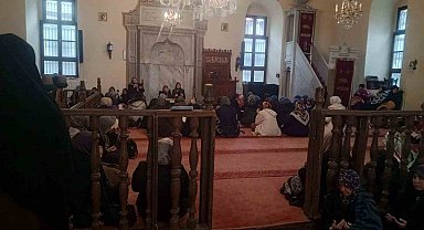 Kadınlara Berat gecesinin faziletleri anlatıldı