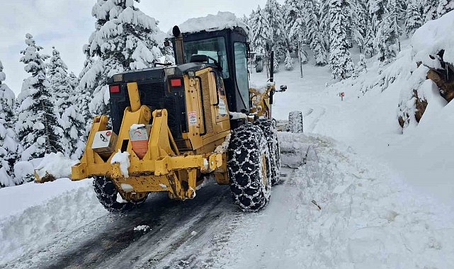 Kahramanmaraş ilçelerinde kar temizliği