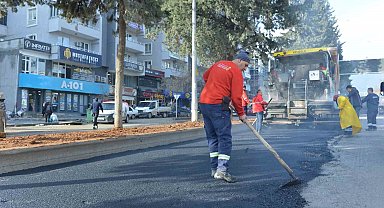 Kahramanmaraş'ta yol bakım ve onarım çalışmaları