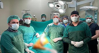 Kalça kemiği kırılan 91 yaşındaki hasta, yeniden ayağa kalktı