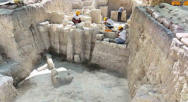 Kapadokya Alan Başkanı Aslanbay, Göreme'deki kurtarma kazılarını yerinde inceledi
