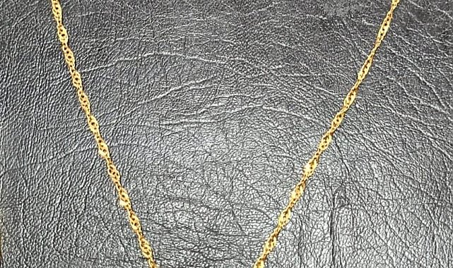 Kapkaç şüphelisi çaldığı kolyeyle yakalandı