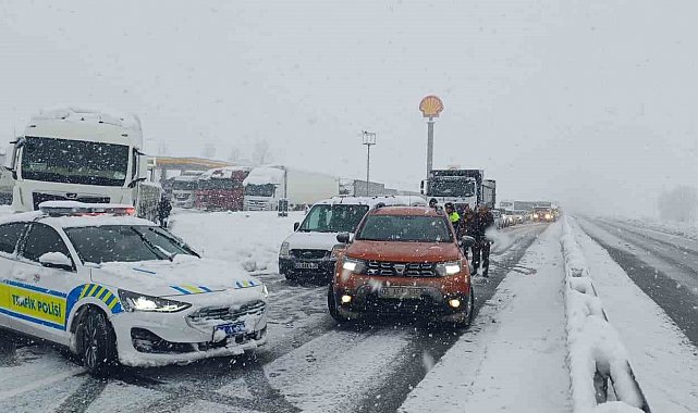 Kar ve tipi ulaşımı aksatıyor