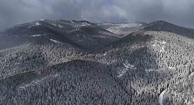 Karabük'ün yüksek kesimlerinde kar yağışı etkili oluyor