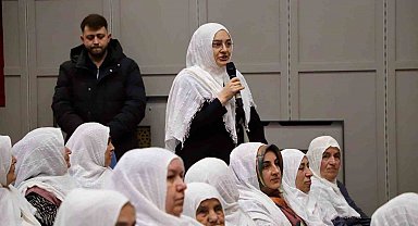 Karabüklü kadınlardan Başkan Güneş'e yöresel kıyafetli destek