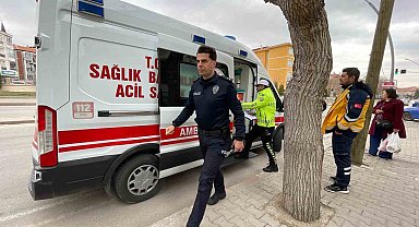 Karaman'da ciple çarpışan motosikletli çocuk sürücü yaralandı