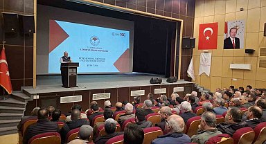 Karapınar'da üreticilere "Zirai İlaç Uygulama Belgesi" eğitimi