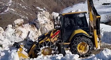 Karla mücadele çalışmaları devam ediyor