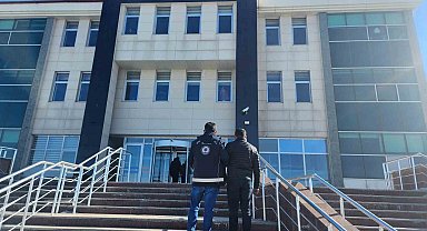 Kars'ta göçmen kaçakçılığı operasyonu: 1 tutuklama