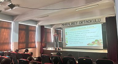 Kars'ta ortaokul öğrencilerine organik tarım eğitimi verildi