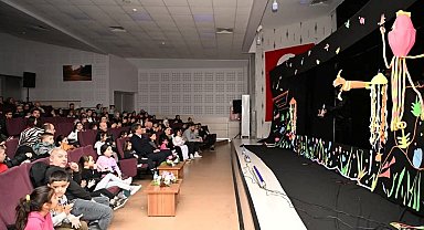 Kartepe'de çocuklar "Çevreci Balık" oyunuyla çevre bilinci kazandı