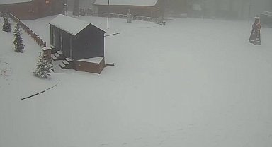 Kartepe'de lapa lapa kar yağıyor