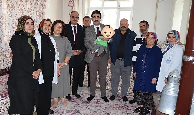 Kaymakam Eser; vatandaşların misafiri oldu