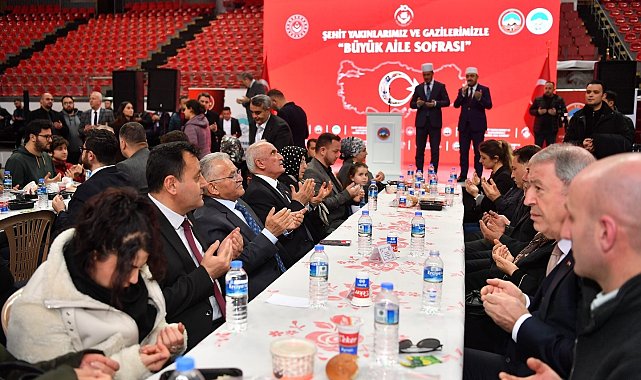Kayseri protokolü, ilk iftarı şehit aileleriyle açtı