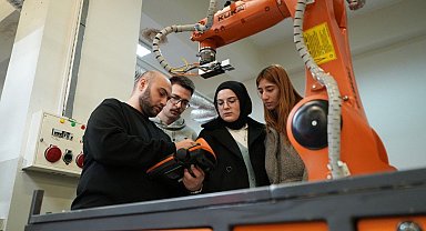 KBÜ'de yapay zekâ destekli robot projelerine TÜBİTAK desteği