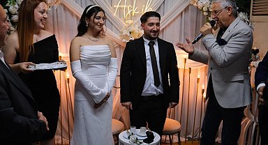 Kemer Belediyesi Kadınlar Lokali'nde ilk nişan merasimi