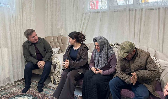 Kendi hayallerini erteledi, kardeşlerine hayat oldu