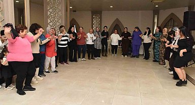 Kepezli hanımlar kadınlar matinesinde buluştu