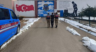 Kesinleşmiş 12'şer yıl cezayla aranan 2 şahıs yakalandı
