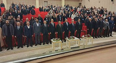 Kilis'te 'Küresel Tehditler Karşısında Manevi Vatan ve Aile' çalıştayı düzenlendi