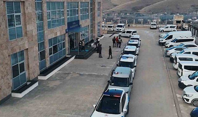 Kırşehir merkezli 9 ilde suç şebekesine operasyon: 18 gözaltı