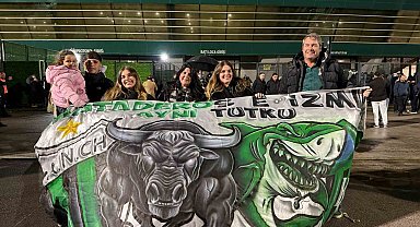 Kocaelispor'a destek için Arjantin'den kilometrelerce yol kat etti