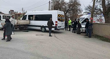 Konya'da okul servisi belediye aracı ile çarpıştı: 5 yaralı