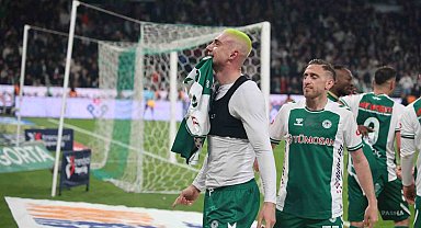 Konyaspor, ligde 12 maç sonra galibiyet sevinci yaşadı