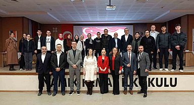 Korkma gençliğin ruhu burada bilgi yarışması yapıldı