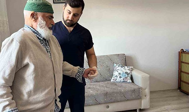 Kovancılar'da bir ilk: Evde fizik tedavi uygulaması