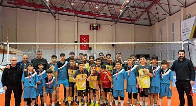 Küçük Erkekler Voleybol Süper Ligi maçları tamamlandı